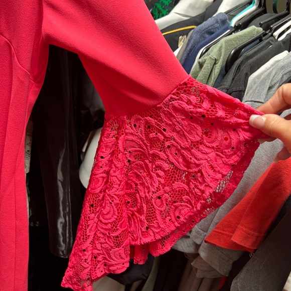 Knee length dress - Picture 3 of 6